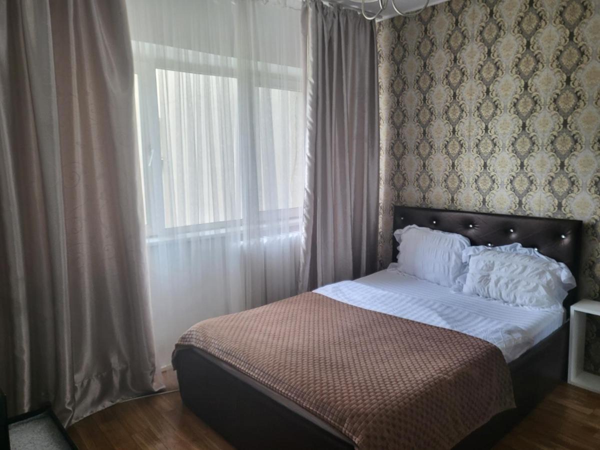 Apartament Cu 3 Camere Chiar In Inima Capitalei 布加勒斯特 外观 照片