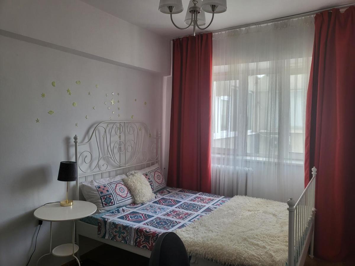 Apartament Cu 3 Camere Chiar In Inima Capitalei 布加勒斯特 外观 照片